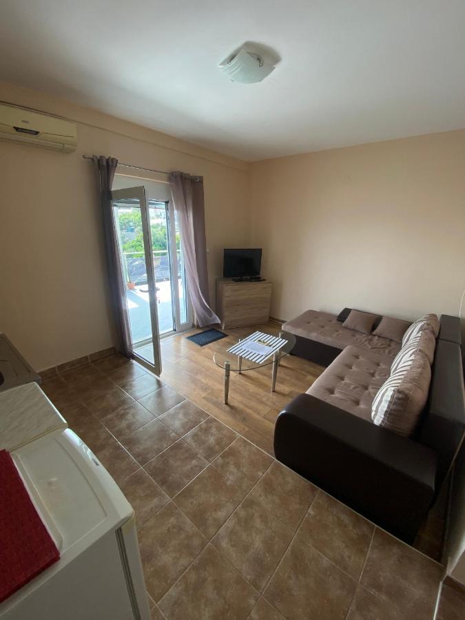Apartments Klikovac Liman II Улцинь Екстер'єр фото